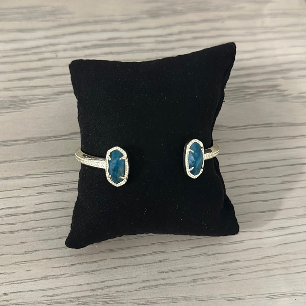 Kendra scott bracelet